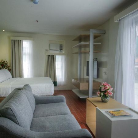 סן פדרו מקאטי Fersal Hotel Makati Avenue מראה חיצוני תמונה