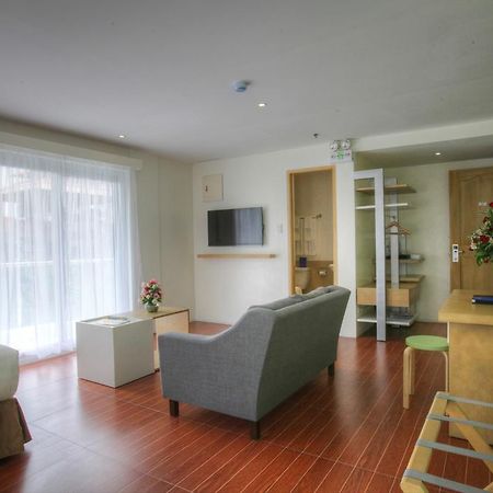 סן פדרו מקאטי Fersal Hotel Makati Avenue מראה חיצוני תמונה