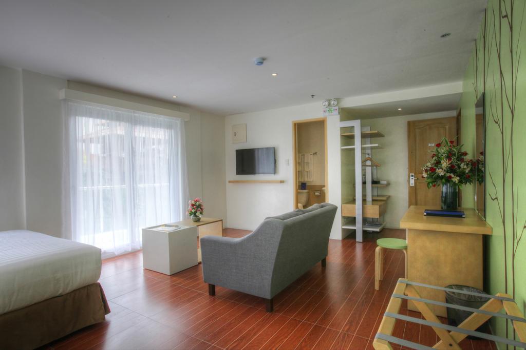 סן פדרו מקאטי Fersal Hotel Makati Avenue מראה חיצוני תמונה