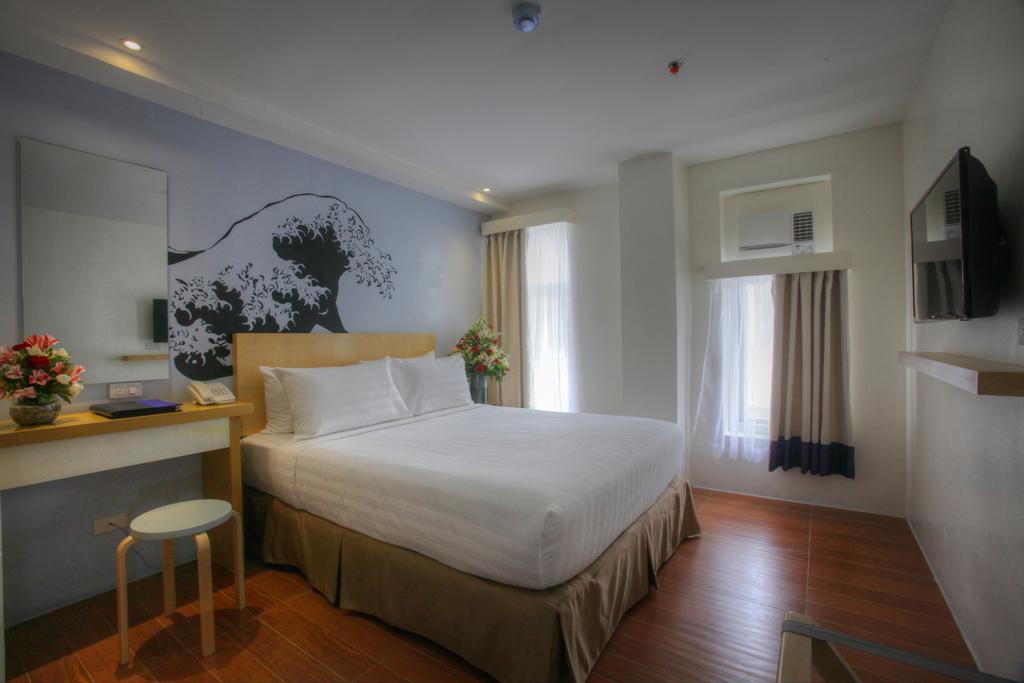 סן פדרו מקאטי Fersal Hotel Makati Avenue מראה חיצוני תמונה